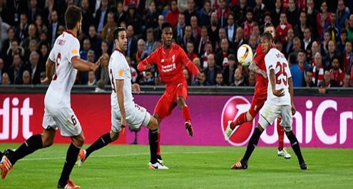 بالفيديو.. ستوريدج يسجل بلمسة ساحرة على طريقة العظماء